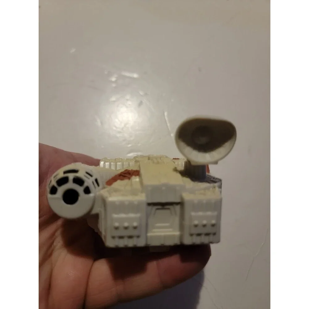 Burger King Toy a 'chunky' Millennium Falcon 2005 STAR WARS EPISODE 3 LFL